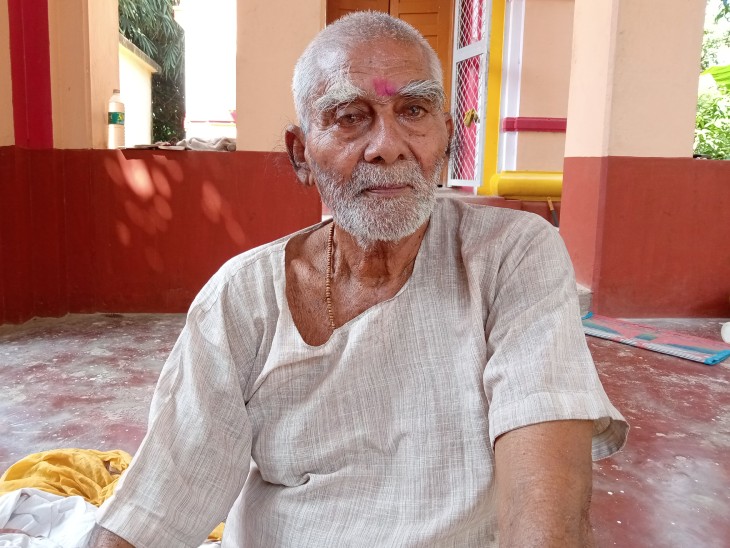 डॉ. राजेंद्र प्रसाद के नाम पर इंटरनेशनल लाइब्रेरी और रिसर्च सेंटर बनाने के लिए जमीन दान करने वाले सुरेंद्र सिंह।