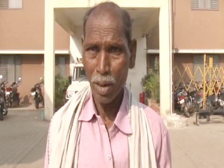 ड्राइवर रामनाथ की आंख ट्रक में हलचल होने पर खुली।