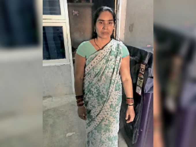 In the accident, the lamp of someone's house was extinguished, many people were disabled, money received from the company was also spent in the treatment, now two times the bread has fallen | हादसे में किसी के घर का चिराग बुझा तो कई हो गए अपाहिज, कंपनी से मिले पैसे भी इलाज में हो चुके खर्च, अब दो वक्त की रोटी को हुए मोहताज 4 104 1604534702