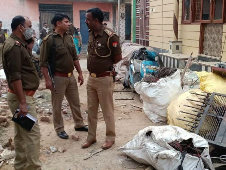 हादसे के बाद मौके पर पहुंची पुलिस