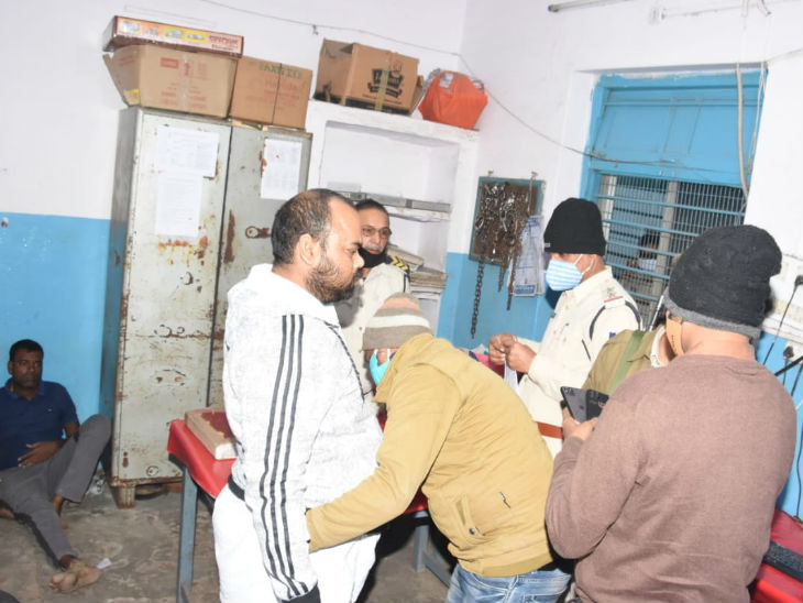 पुलिस गिरफ्त में आए गजेंद्र की फाइल फोटो