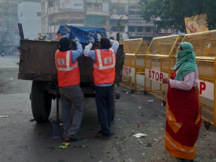 कचरा एकत्रित करने के साथ ही उसे तत्काल निपटान के लिए भी लेकर जाया गया।