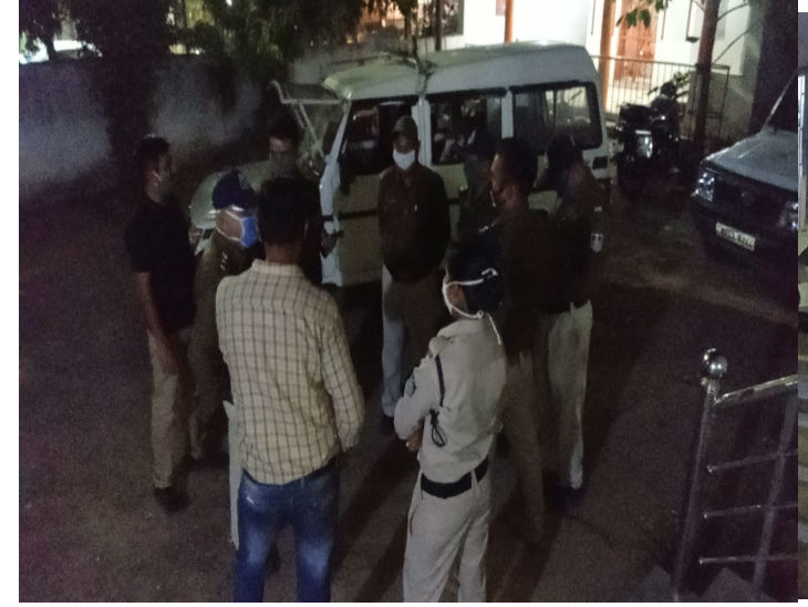 आरोपी को गिरफ्तार करने वाली पुलिस टीम