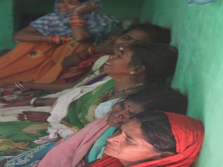 परिवार के लोग घटना के बाद बेहद दुखी हैं, तीन दिन पहले ही सभी ने साथ में दीपावली मनाई थी।