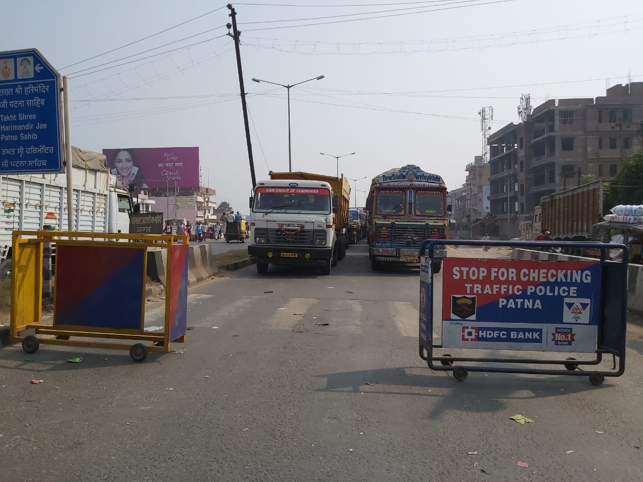 बुधवार को भी लोगों को जाम से निजात नहीं मिली।