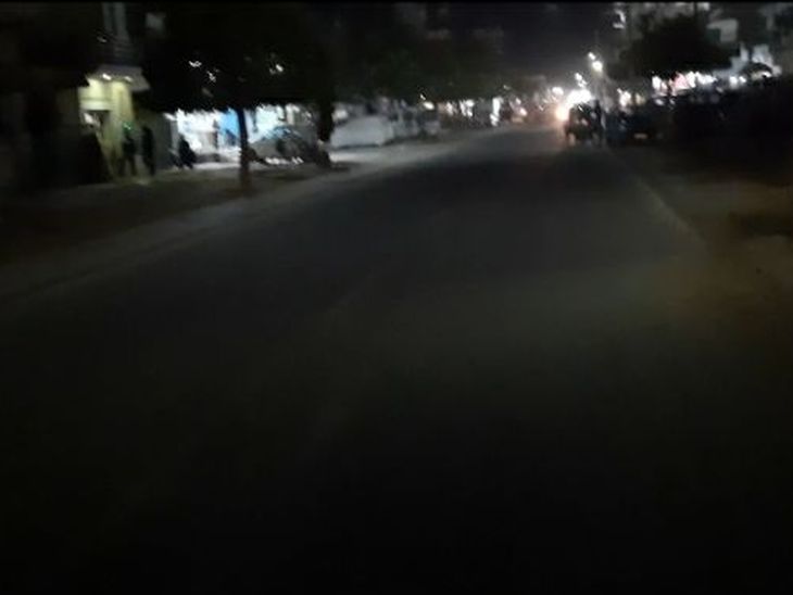 सड़कों पर पसरा सन्नाटा