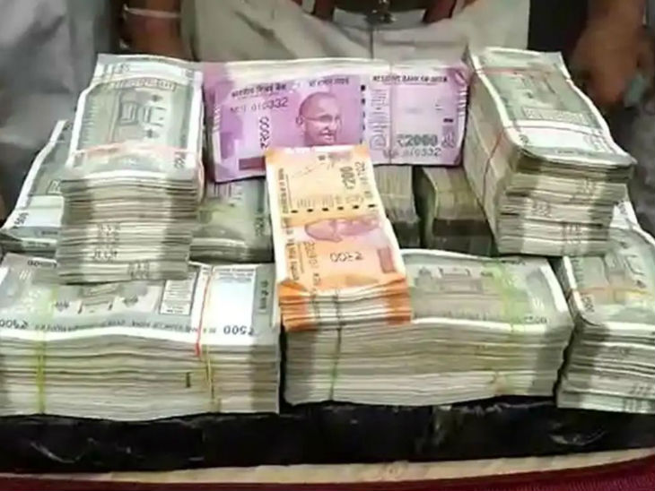 हवाला की रकम की फाइल फोटो