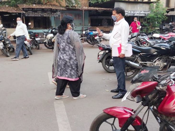 अनुराधा ने मीडिया से दूरी बना रखी थी।
