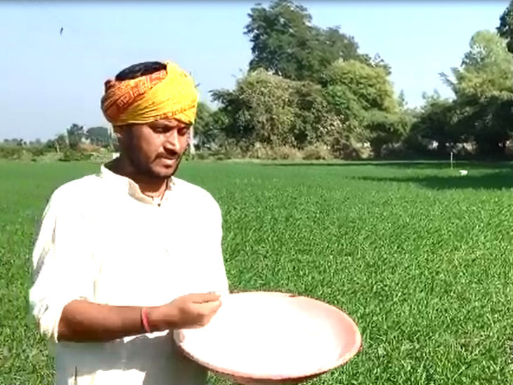'भले चाहे इंडिया डिजिटल बनाओ, मगर कुछ रहम हम किसानों पे खाओ...' इस कवि के शिवराज भी हैं मुरीद