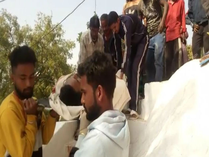 प्रेमसागर चौकी के पीछे निगम कर्मी ने दी जान