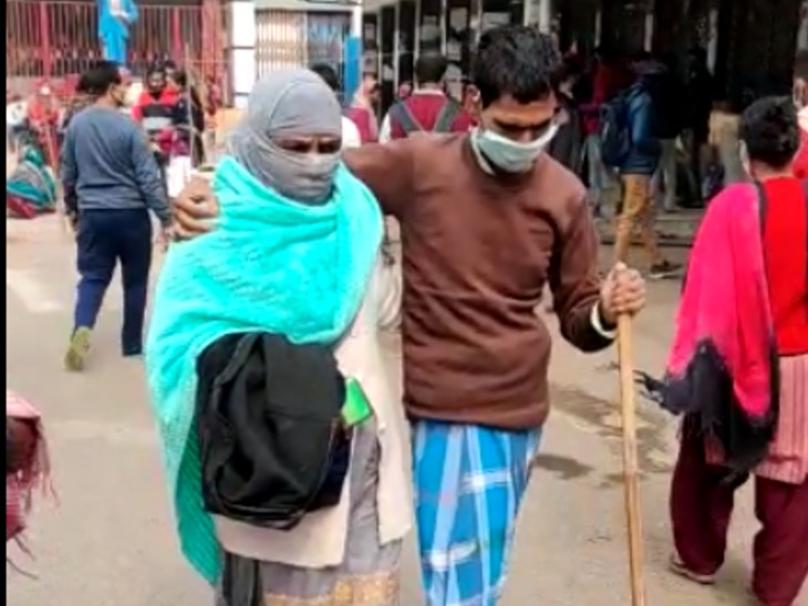 डॉक्टरों की हड़ताल के कारण PMCH में काफी परेशान हो रहे मरीज।