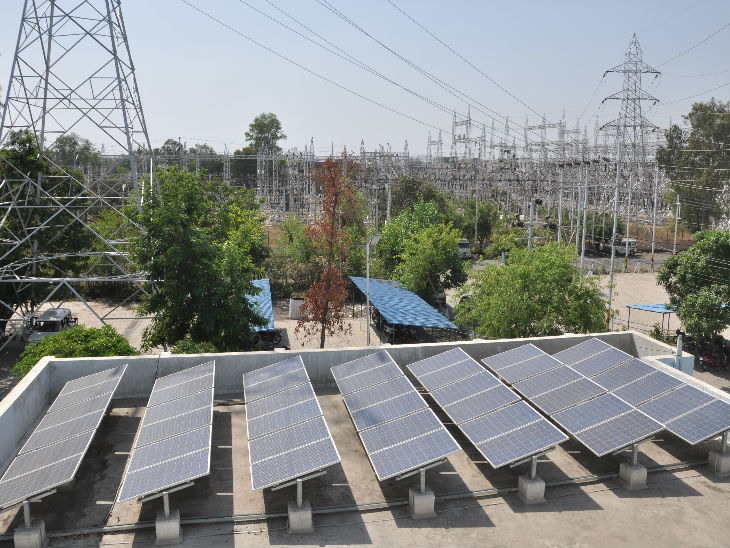 रूफटॉप से छत पर बन रही ग्रीन बिजली