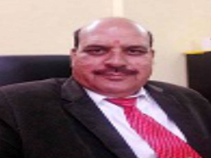विनोद कुमार वाजपेयी, कुल सचिव वेटरनरी विवि