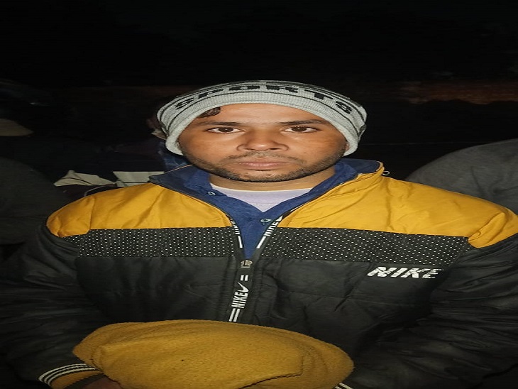 Car collided with laborer near Jatal bridge in Panipat, car falls in laborer canal Funny Jokes Labor laborer saved in the accident