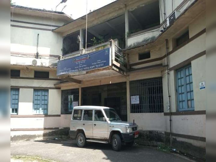 DEO rebuked DEO for poor performance, command of SeraikelaKharsawan