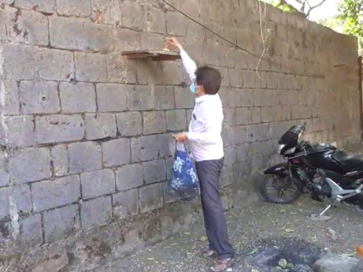 अनिल हर रोज 2 घंटे का वक्त पशु-पक्षियों की सेवा के लिए रिजर्व रखते हैं।