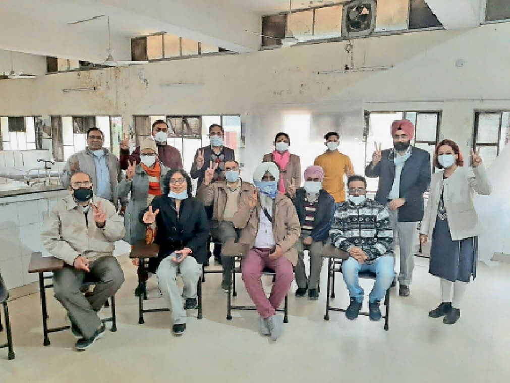 Suicide by Chartered Accountant in Zirakpur, including Balatana Police Chartered Accountant Zirakpur