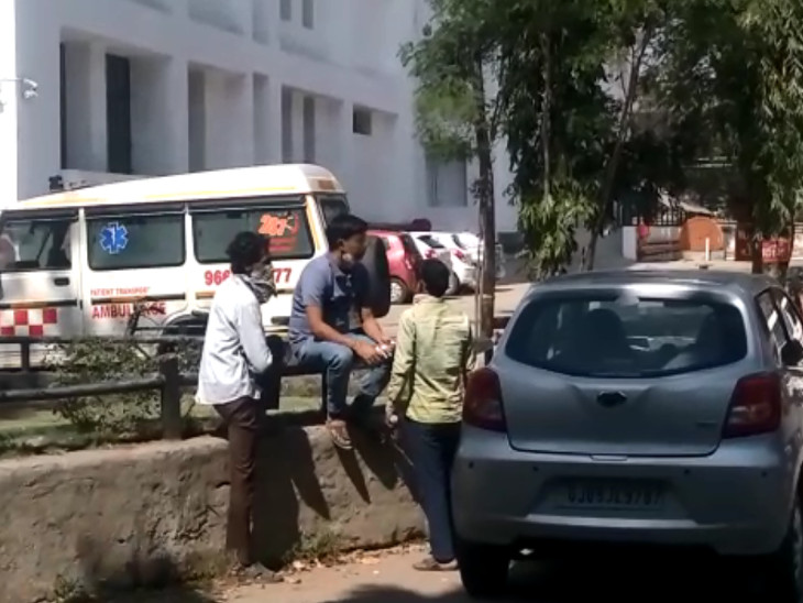 पोस्टमॉर्टम के दौरान गर्भाशय सामान्य से बड़ा दिखाई दिया तो गर्भ होने की आशंका हुई थी।