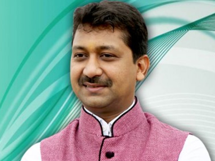 चकाई विधायक सुमित सिंह।