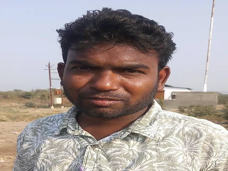 अमखेरा-कुदवारी निवासी सूरज रजक।