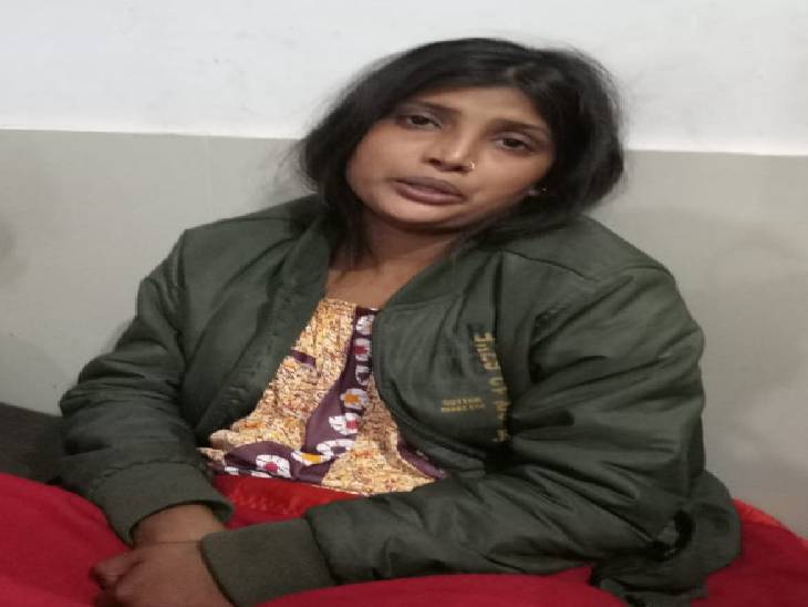 विभा से एक साल छोटे भाई दीपेश की कलाई विभा कसकर पकड़ी हुई थी, लेकिन बहाव इतना तेज था कि उसका हाथ छूट गया।