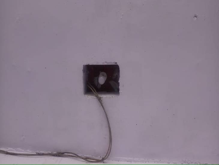 रोशनी के लिए भी किया गया है इंतजाम।