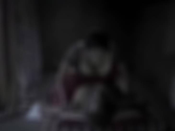 आपत्तिजनक लिंक काे ब्लर किया गया है।