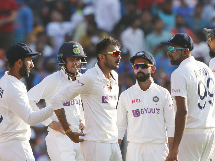 अक्षर पटेल ने लगातार दूसरे टेस्ट में अपने प्रदर्शन से सबको प्रभावित किया। उन्होंने 21.4 ओवर में 38 रन देकर 6 विकेट लिए।
