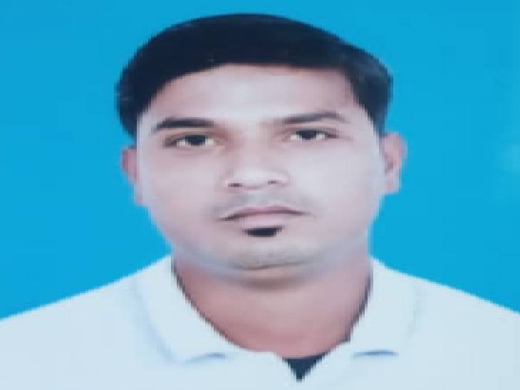 श्रीराम गुप्ता (32) ने जहर खाकर आत्महत्या कर ली।