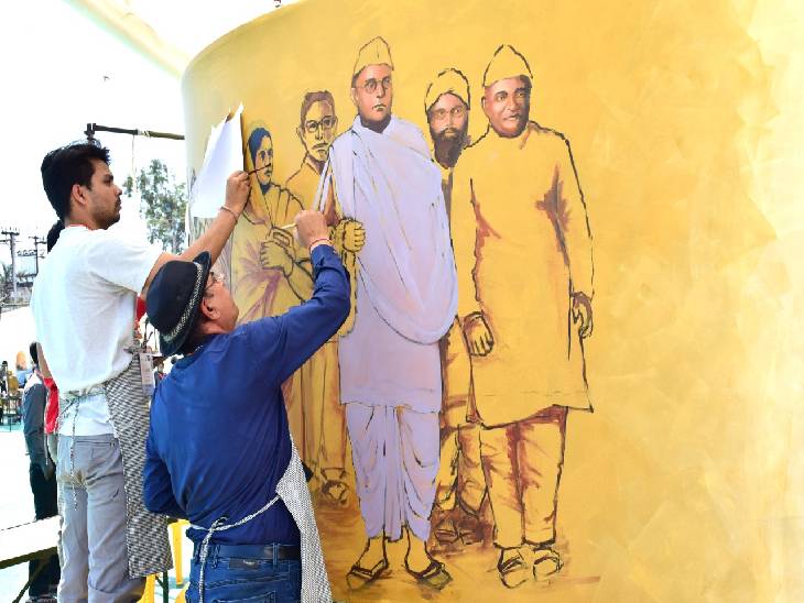 नेताजी के जीवन से जुड़े हर महत्वपूर्ण क्षण को रंगों से आकार देने में जुटे कलाकार।