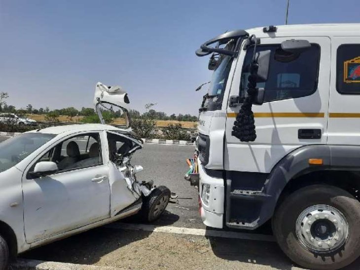 Milk tanker crashed into car from behind in sonipat of haryana; Two ...