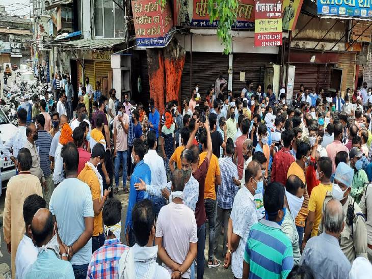 Galle shops and clothes shops opened in Jabalpur, when the police came