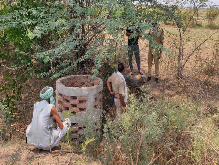 जालौन में मिला नर कंकाल: हाईवे किनारे झाड़ियों में पड़ा मिला, 15 से 20 दिन पुराना, पोस्टमार्टम रिपोर्ट से खुलेंगे राज