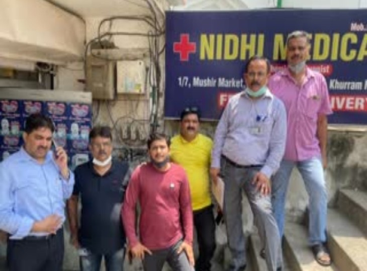 फ़िल्म की शूटिंग पर कोरोना का साया: Mumbai से शूटिंग करने Lucknow आई टीम के 5 सदस्य हुए कोरोना संक्रमित, बढ़ा Delta Plus का खतरा फ़िल्म की शूटिंग पर कोरोना का साया: Mumbai से शूटिंग करने Lucknow आई टीम के 5 सदस्य हुए कोरोना संक्रमित, बढ़ा Delta Plus का खतरा