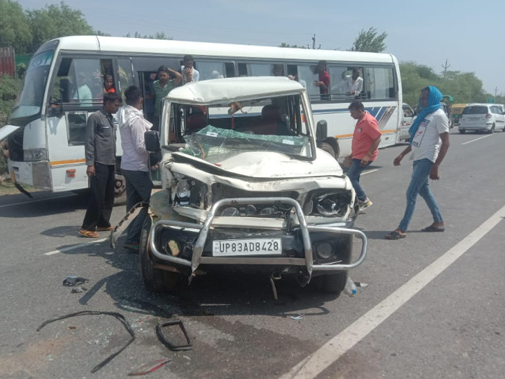 क्षतिग्रस्त बोलेरो।