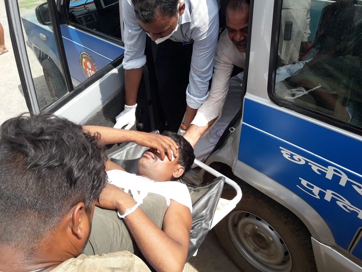 हादसे के बाद करीब 4 घंटे से जाम लगा हुआ है। सूचना मिलने पर पहुंची पुलिस ने घायल को अस्पताल में भर्ती कराया है।