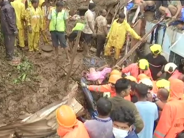 रविवार को मुंबई में हुई भारी बारिश के कारण विभिन्न घटनाओं में 30 लोगों की मौत हो गई। चेंबूर में लैंडस्लाइड की चपेट में आने से 17 ने जान गवाईं।