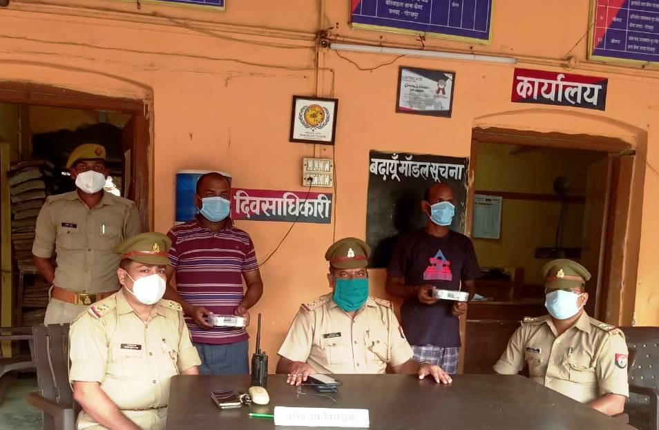 3 जुलाई को कैंट पुलिस ने जाली नोटों के कारोबार से जुड़े दो तस्करों को पकड़ा था।