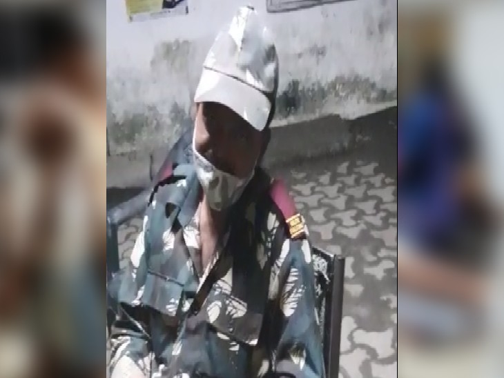 रात में गर्दनीबाग अस्पताल में सिर्फ एक गार्ड से मुलाकात हुई।
