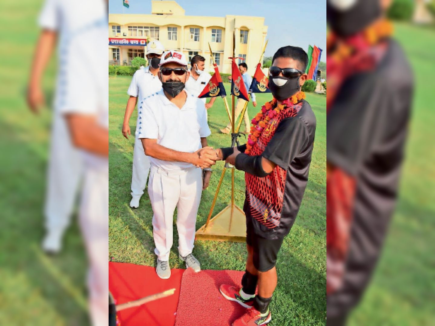 सूरतगढ़ से चलकर श्रीगंगानगर पहुंची बीएसएफ की साइकिल रैली का डीआईजी ने किया स्वागत|श्रीगंगानगर,Sriganganagar - Dainik Bhaskar