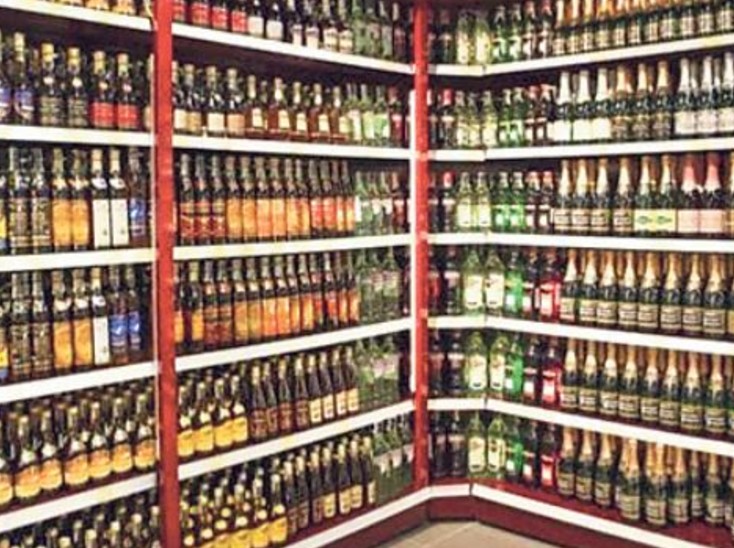 ऑक्शन में 9 दुकानें खरीदने वाले आरएसबीसीएल ने 8 सरेंडर की, शराब की दुकानाें पर कराेड़ाें की बाेली नहीं आई रास|जयपुर,Jaipur - Dainik Bhaskar