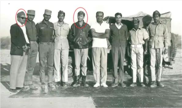 Indubhai Joshi (left) and Wing Commander Vijay Karnik (in the red circle).