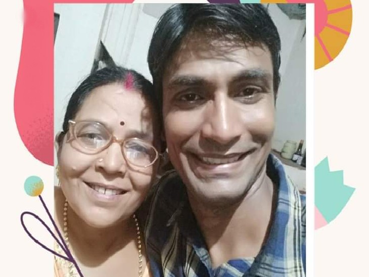 प्रदीप ने मदर्स डे पर मां के साथ सेल्फी सोशल मीडिया पर शेयर की थी।