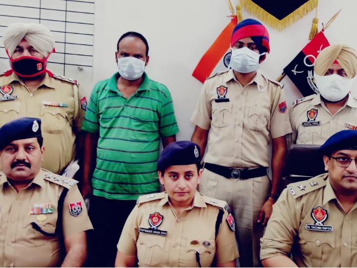 लुधियाना में पुलिस की गिरफ्त में भानजे की हत्या का आरोप बिहार निवासी सपन शाह। - Dainik Bhaskar