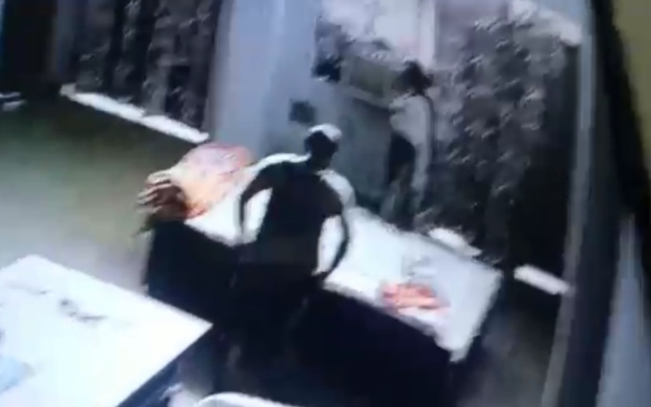 कथित वायरल वीडियो एक साल पुराना बताया जा रहा है। भास्कर ऐसे किसी भी वीडियो की पुष्टि नहीं करता है। - Dainik Bhaskar