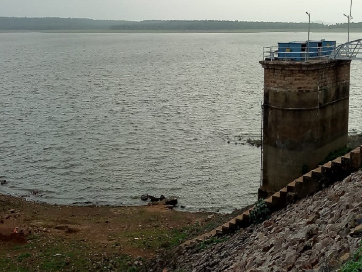 तांदुला जलाशय अब भी खाली है।