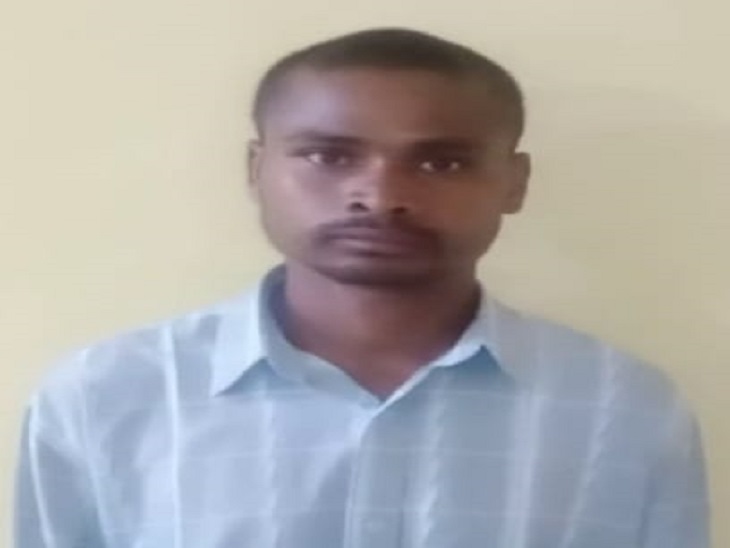 राजू पामलवाय जो साल 2006 से पुलिस के रिकार्ड से फरार था।