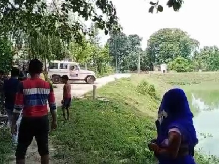 महिला अपने प्रेमी के साथ रह रही है। - Dainik Bhaskar