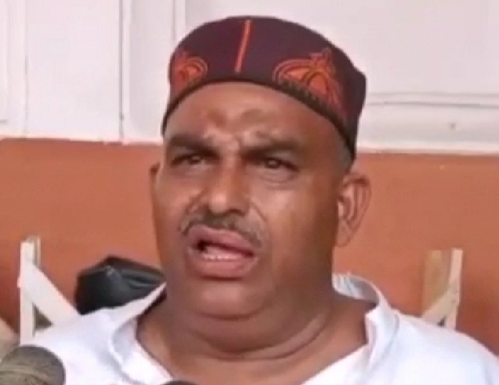 चेयरमैन असलम कुरैशी