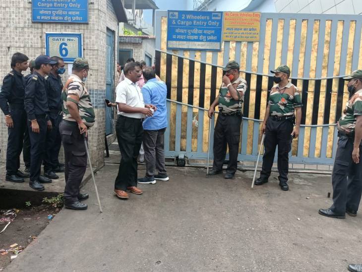 Municipal corporation took action for nonpayment of 26 crores to house